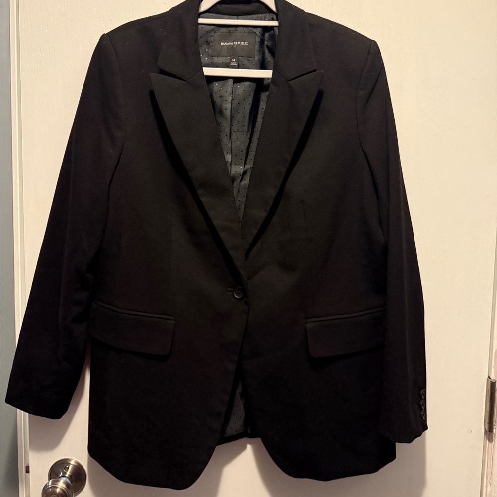 Banana Republic Factory Blazer. Black SZ 14 Gently Used